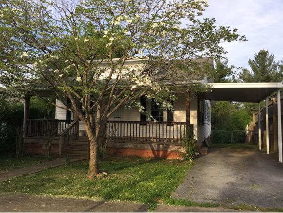 610 South Lynn Ave - Photo 1