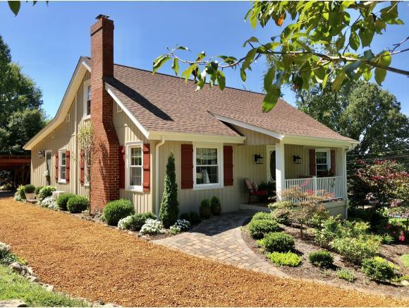 612 Arlington Ave - Photo 1