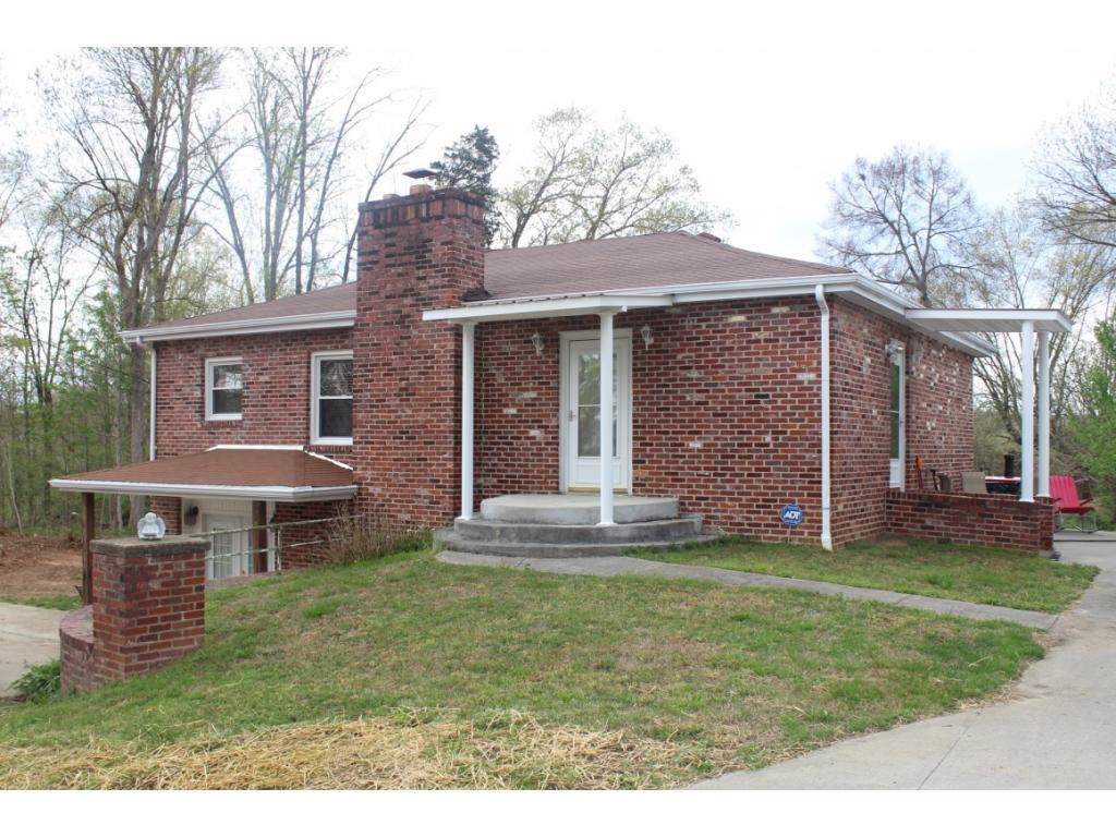 224 Garfield Drive - Photo 1