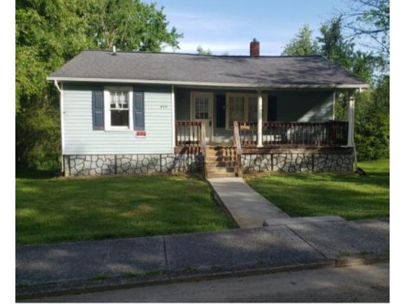 411 Orleans St - Photo 1