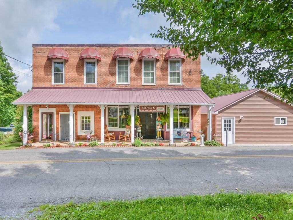 3174 Rocky Springs Road - Photo 1