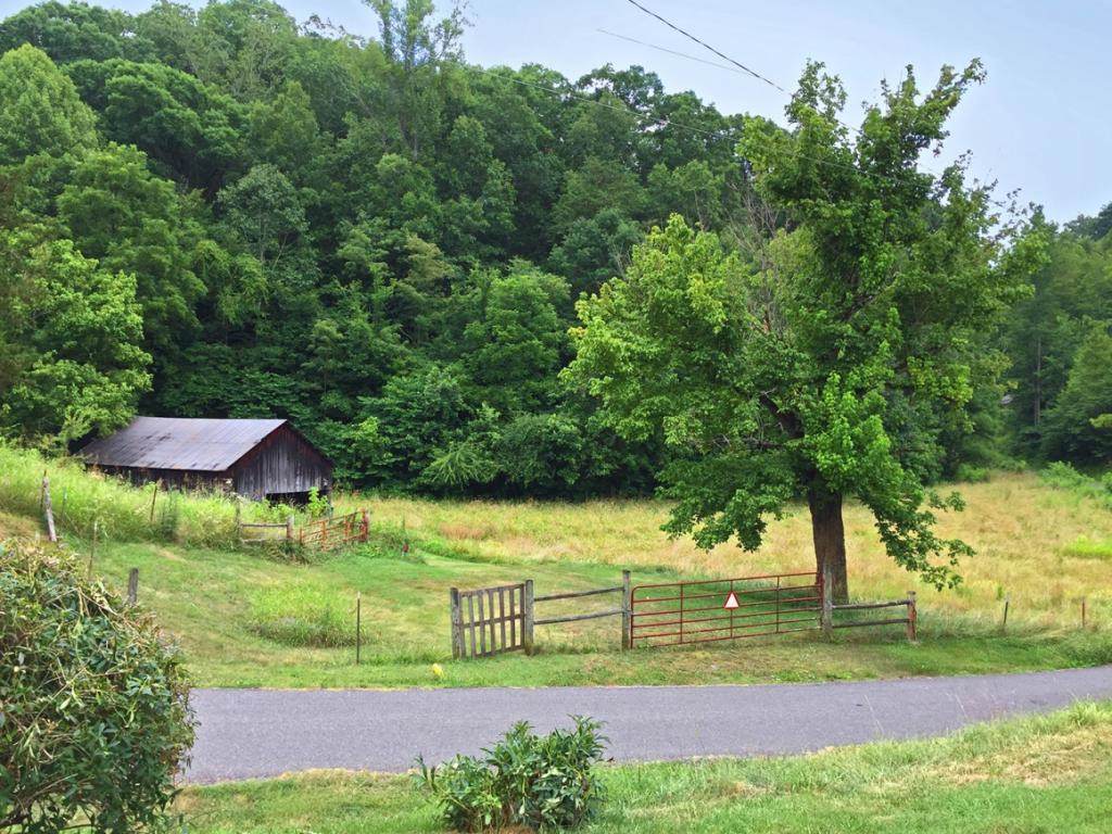 2395 Howard Road - Photo 1