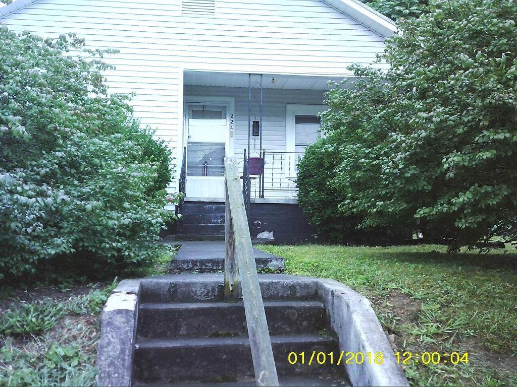 224 New Avenue - Photo 1
