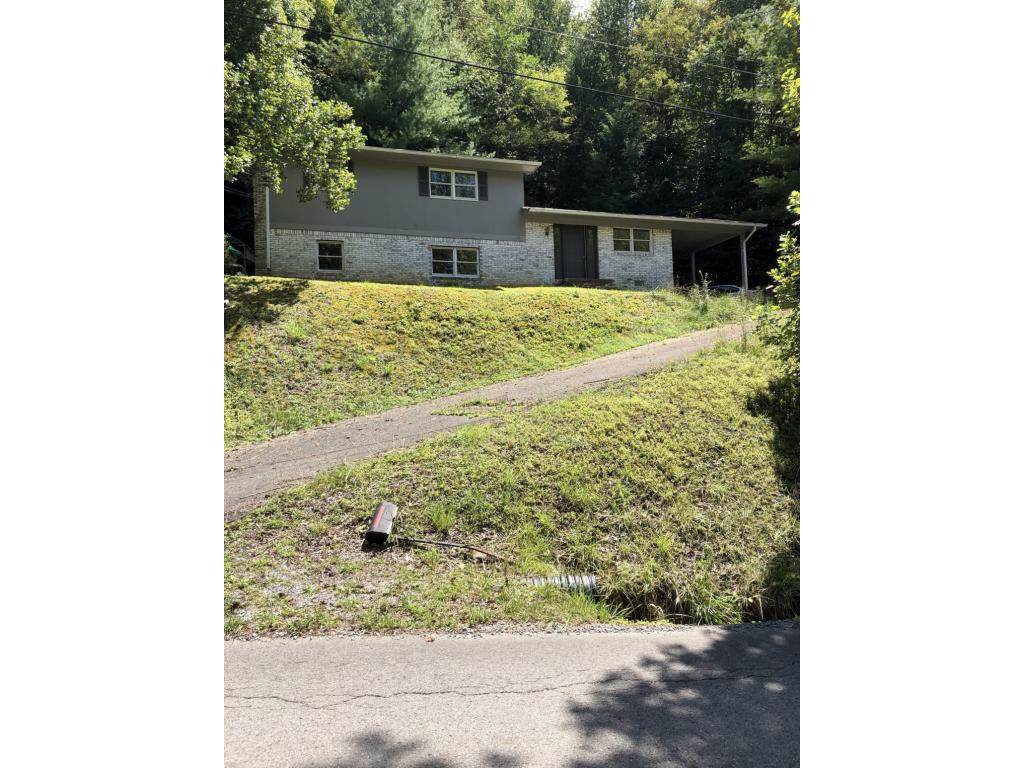 132 Cold Springs Drive - Photo 1