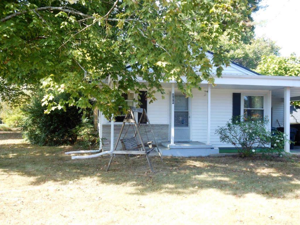 100 Fairacres - Photo 1