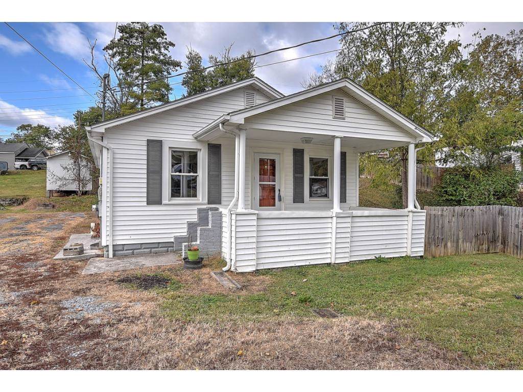 1804 Carolina Avenue - Photo 1