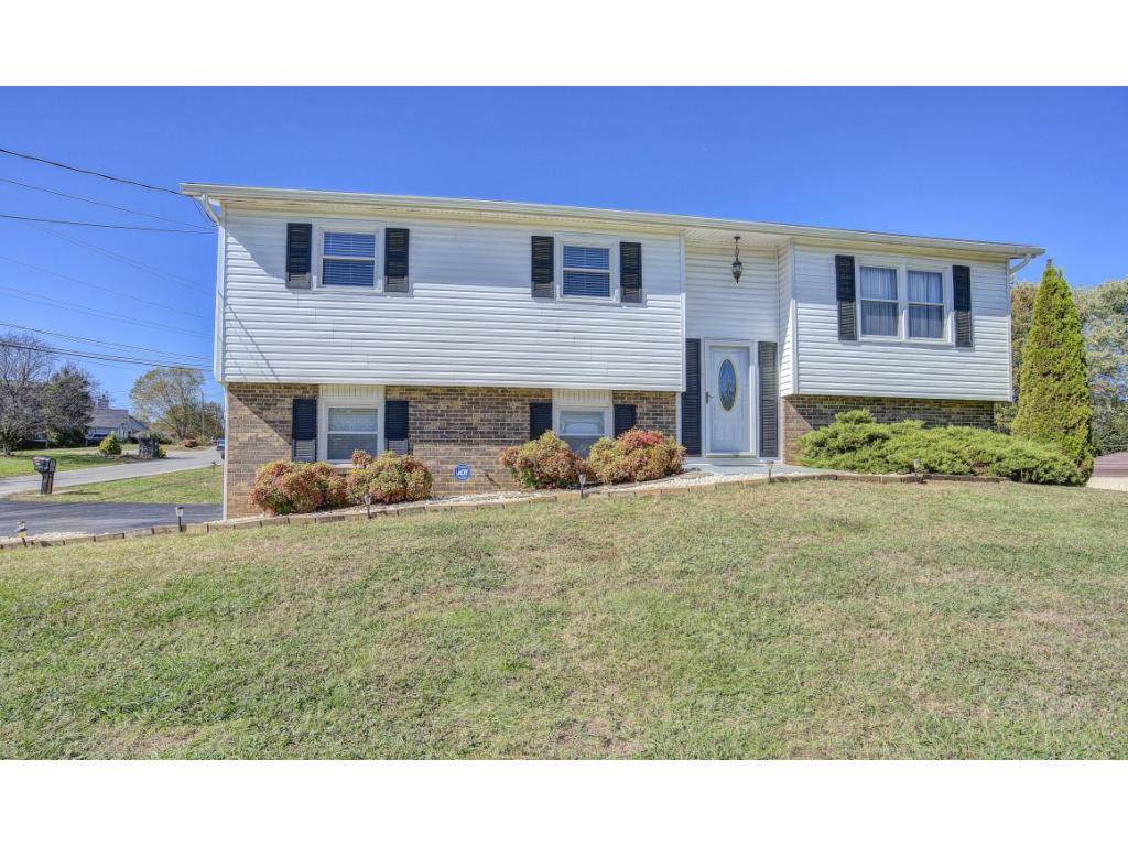 256 Valleyview Street - Photo 1