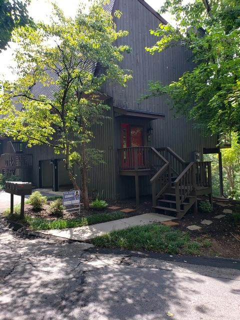 304 Hickory Bluff - Photo 1