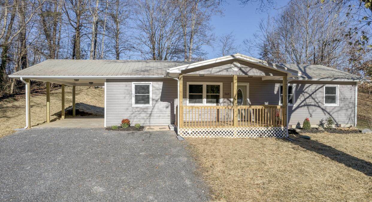 249 Dogwood Drive - Photo 1
