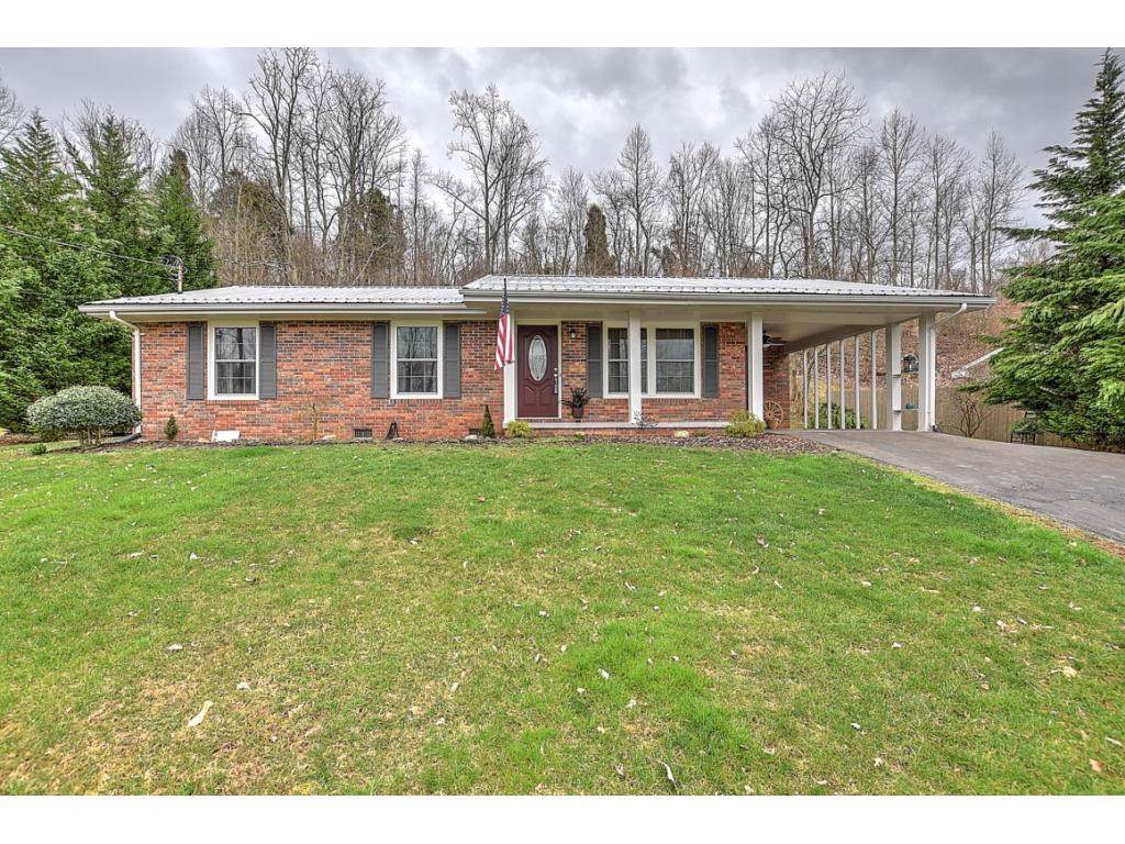 4605 Woodcliff Drive - Photo 1