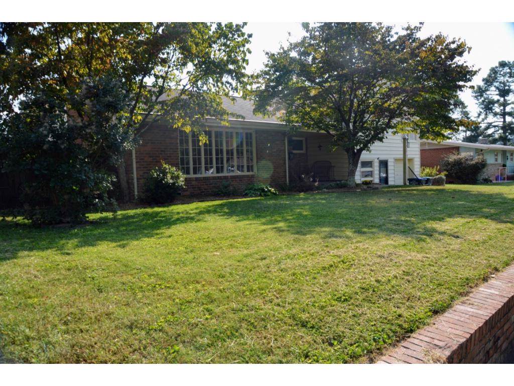 2015 Bruce Street - Photo 1