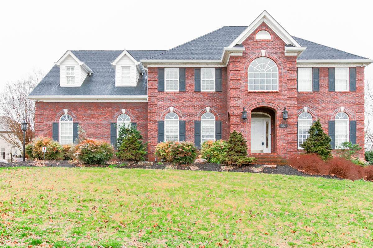 112 Reed Circle - Photo 1