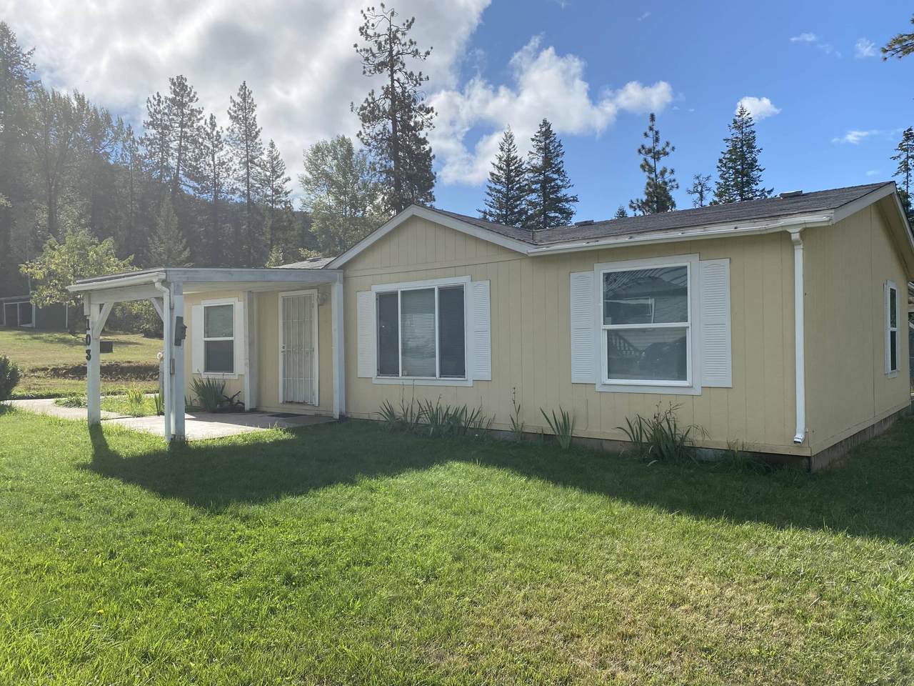 103 Larsen Blvd - Photo 1