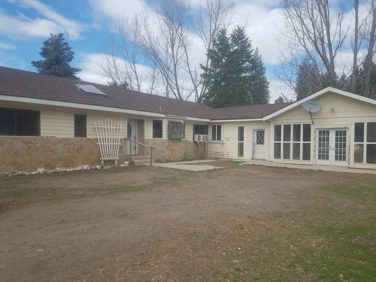 3373 A&B Rockcut Road - Photo 1