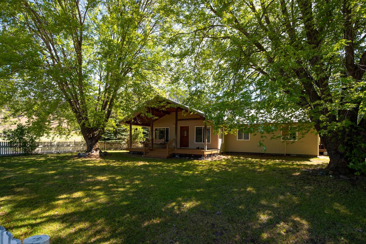 3382 Rockcut Rd - Photo 1