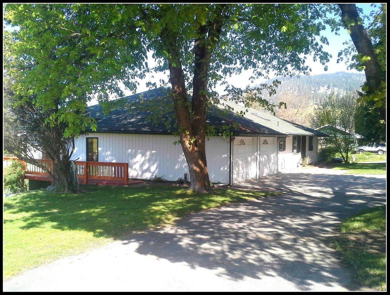 145 Pine St - Photo 1