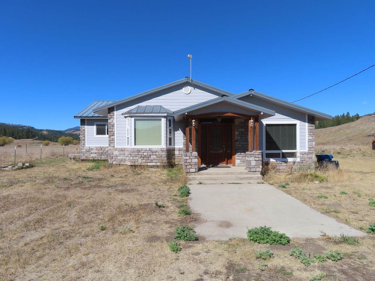 10 Sunset Ln - Photo 1