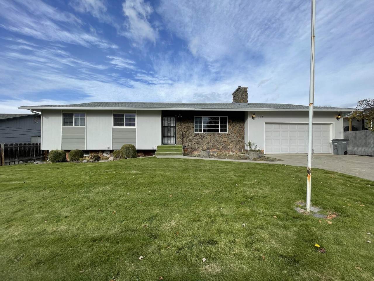 1259 Glen Ave - Photo 1