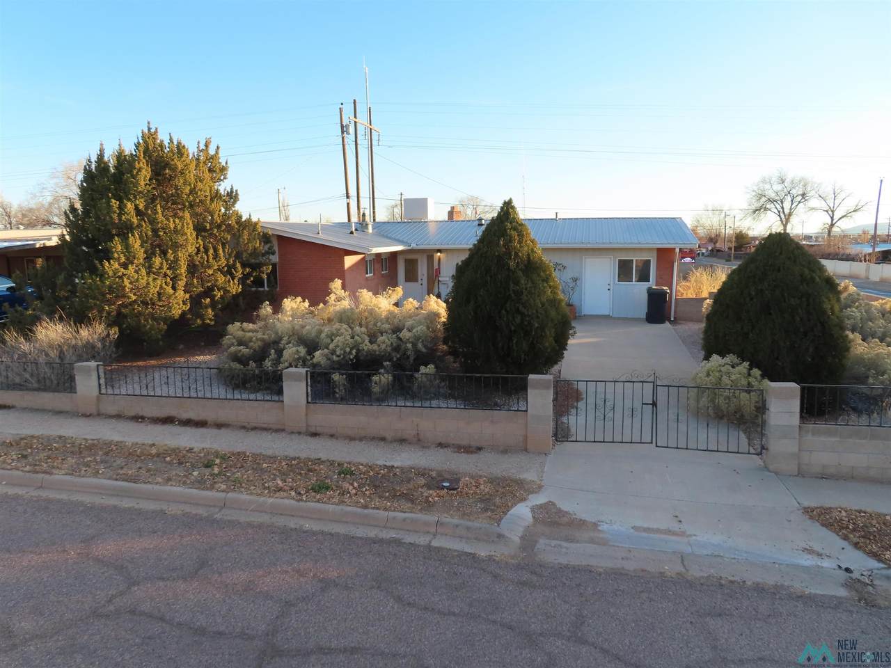 701 Austin Ave. - Photo 1