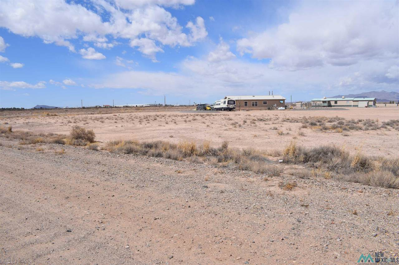 XXXX Brahman Rd Se Block 8 Lot 5 - Photo 1