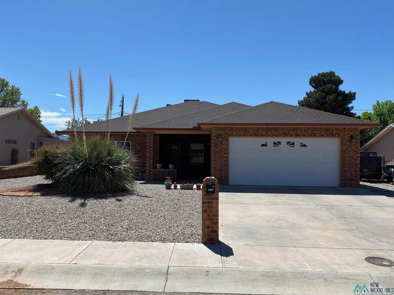 410 Cottonwood - Photo 1