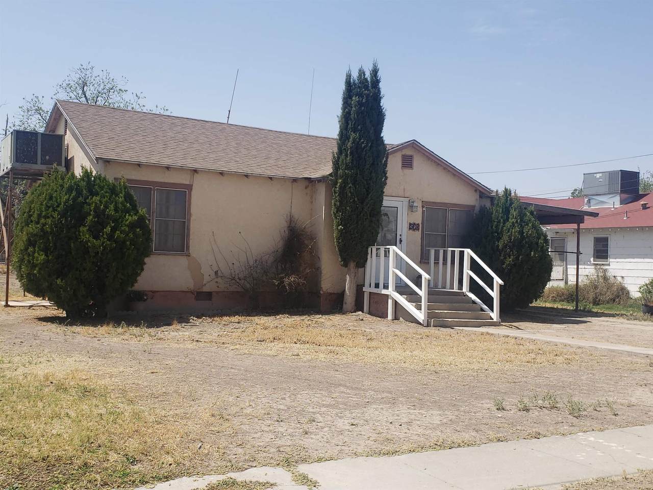 503 Elm - Photo 1