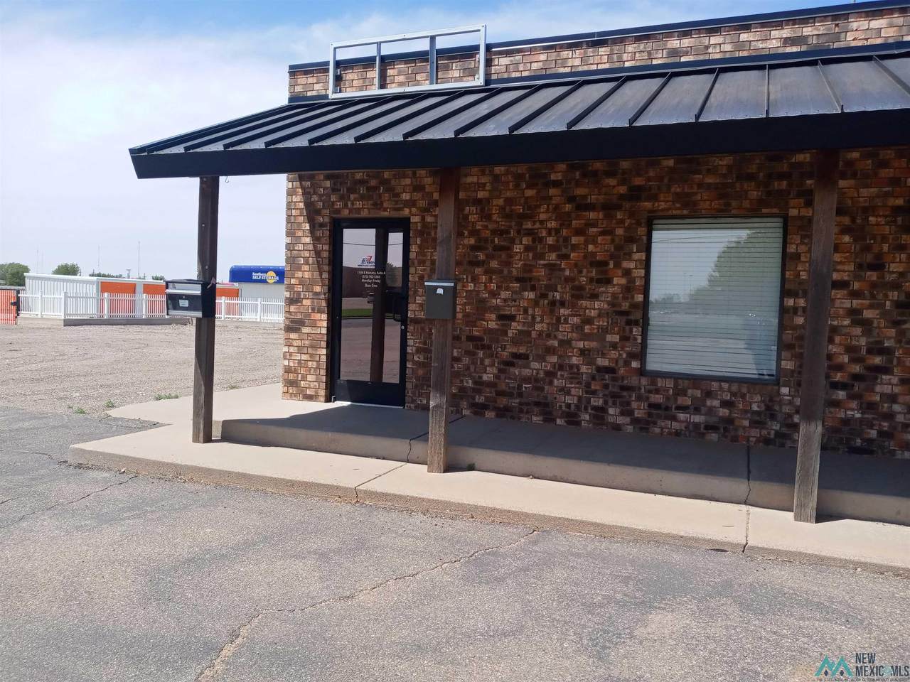 1104 Manana - Photo 1