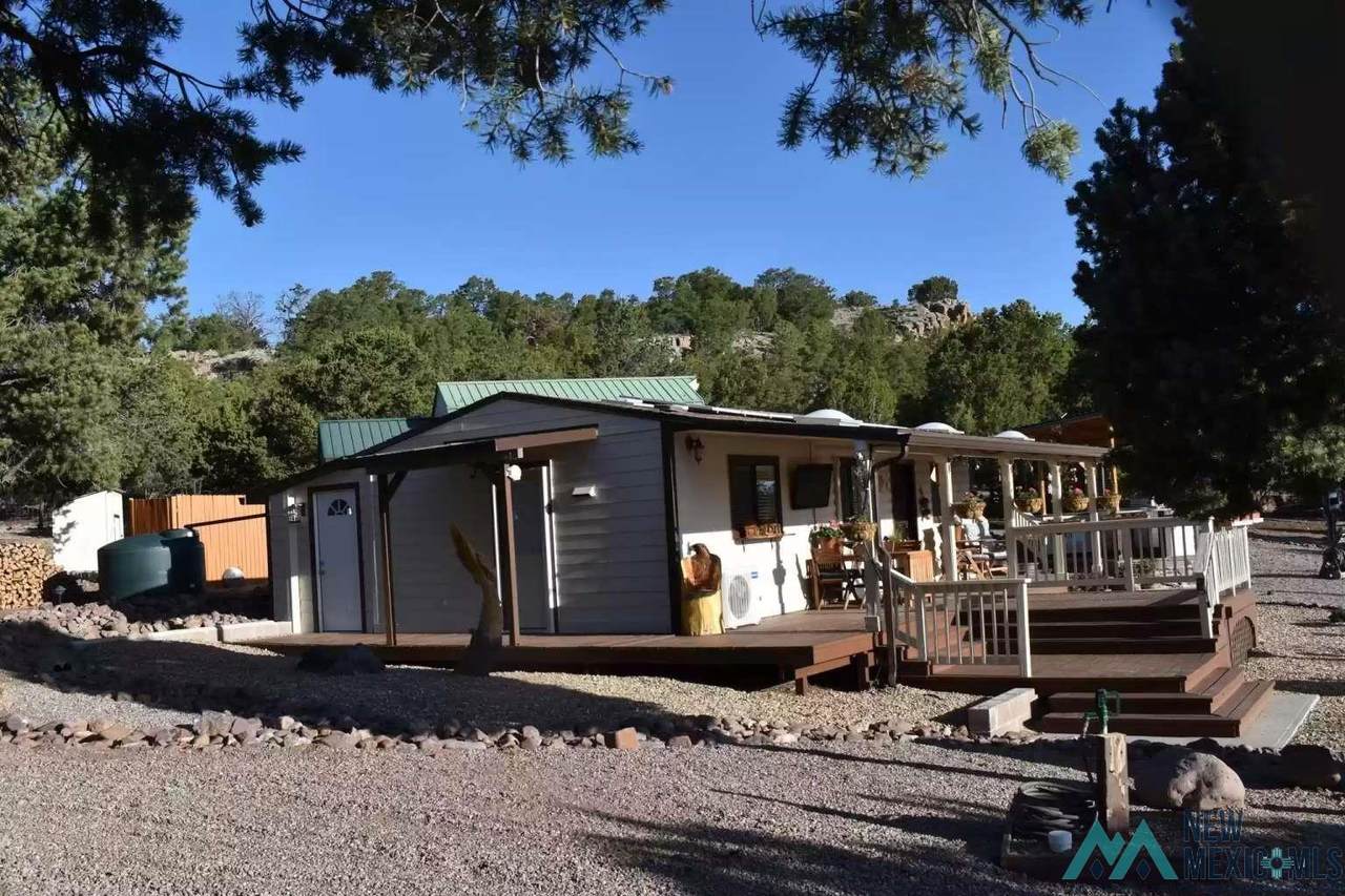 7 Log Cabin - Photo 1