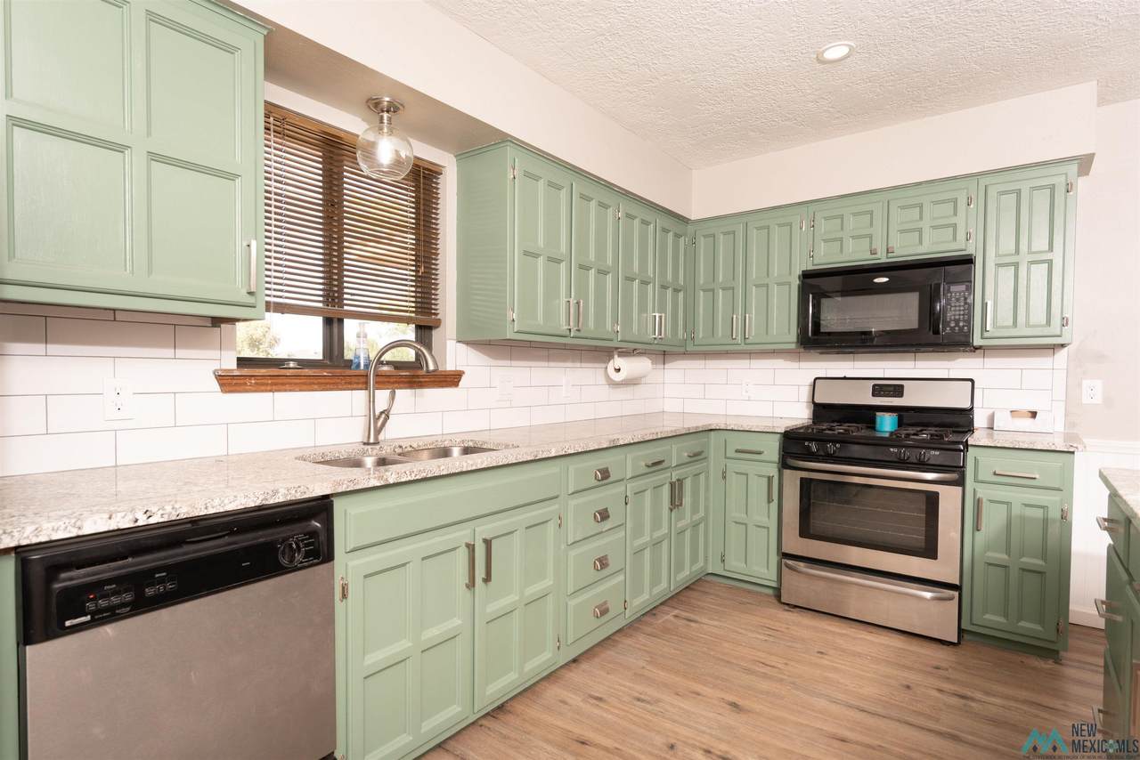 3773 Glenfield - Photo 1