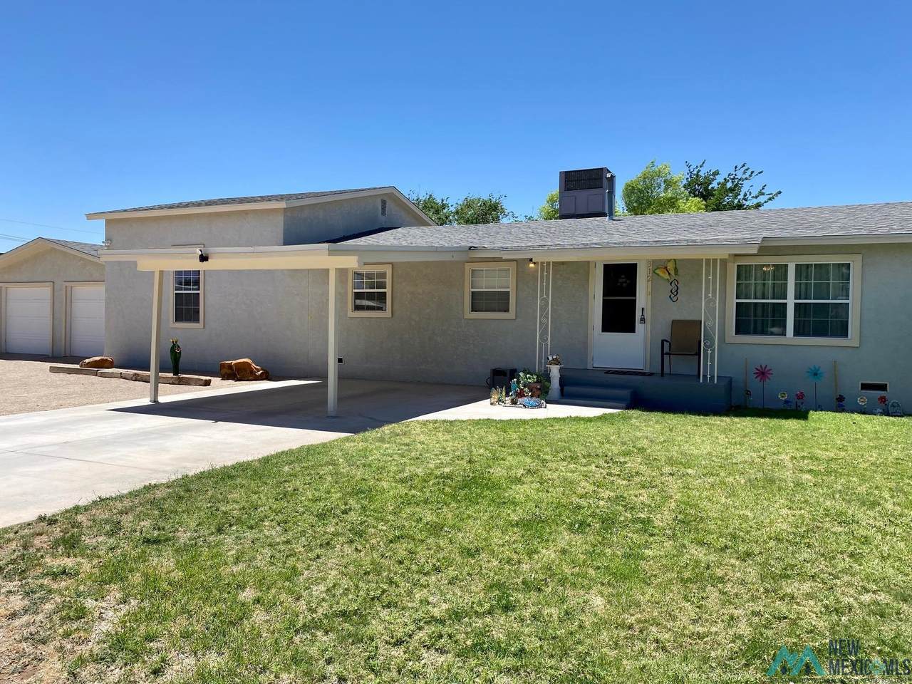 312 19th Street - Photo 1