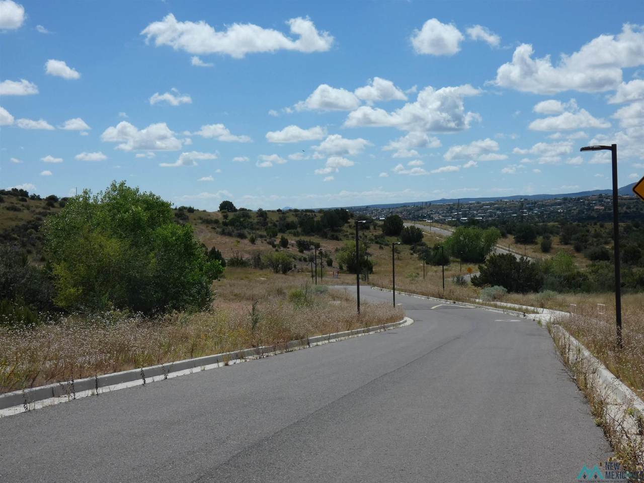 912-926 Camino De Suenos - Photo 1