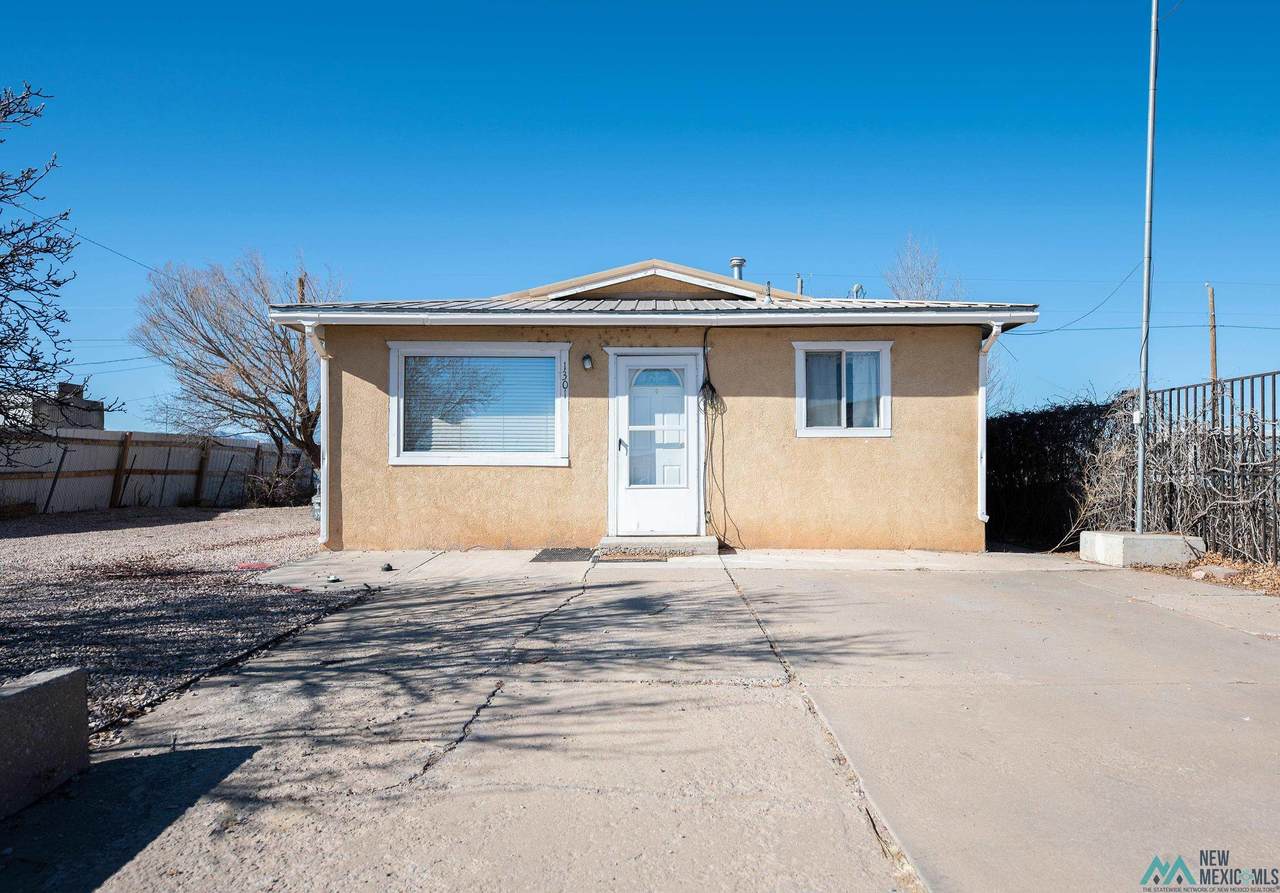 1301 Pinon - Photo 1