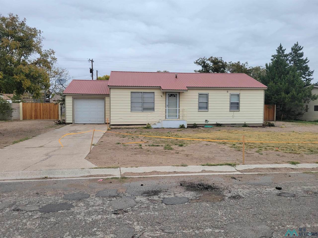 918 W Van Buren, Lovington, NM 88260 (MLS 20236025) Rafter Cross Realty