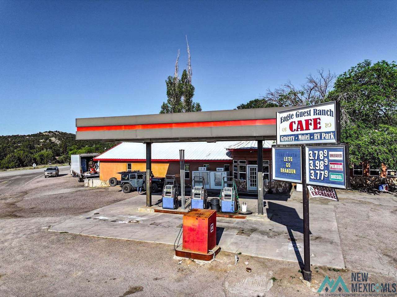 7740 Hwy 60 - Photo 1
