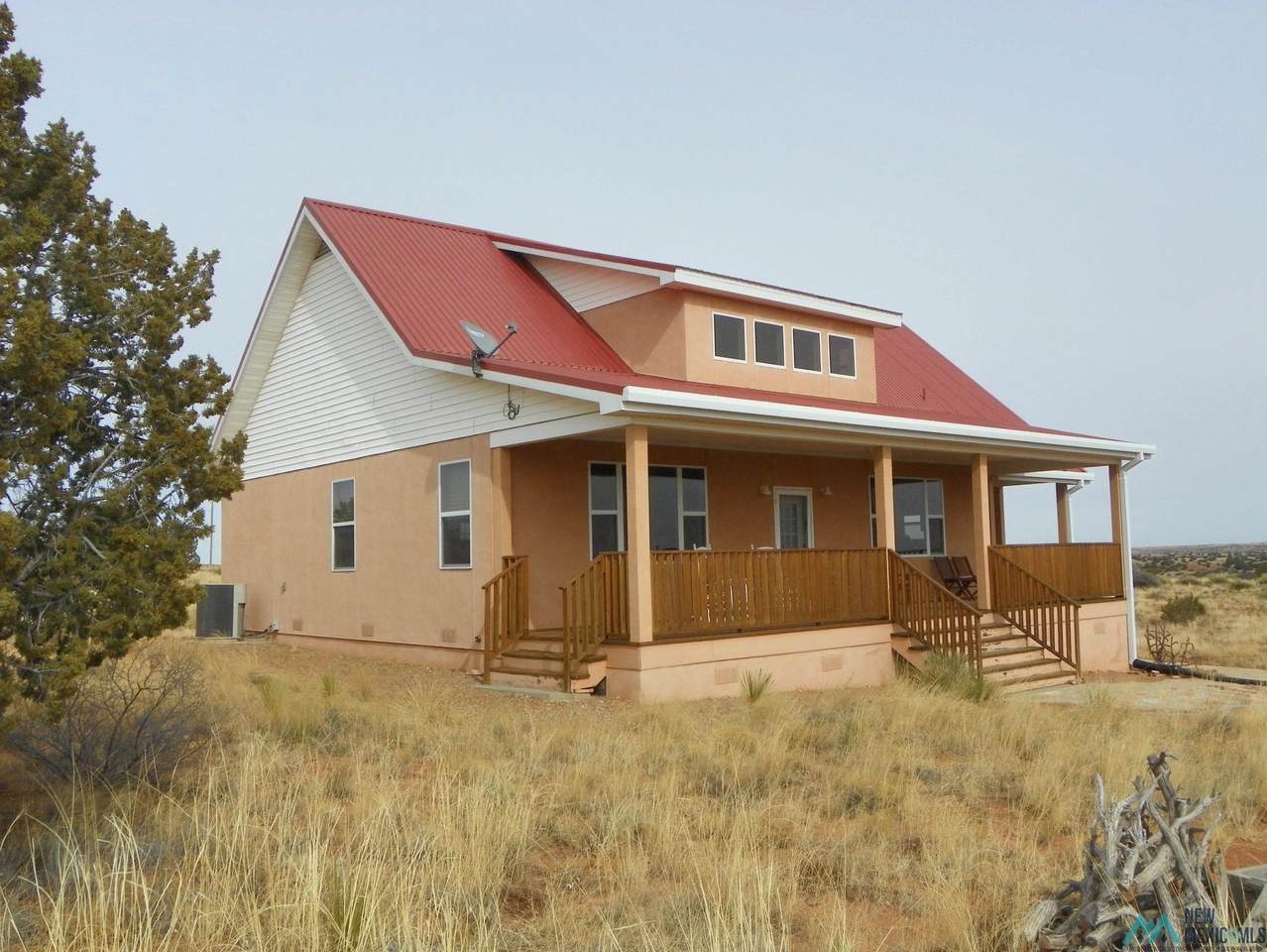 https://bt-photos.global.ssl.fastly.net/newmexico/1280_boomver_1_20250720-2.jpg