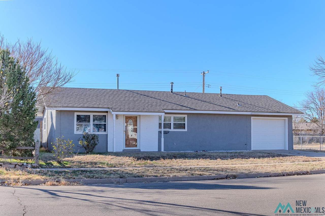 133 Circle Drive - Photo 1