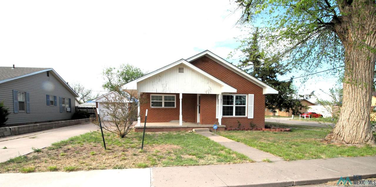 900 16th - Photo 1