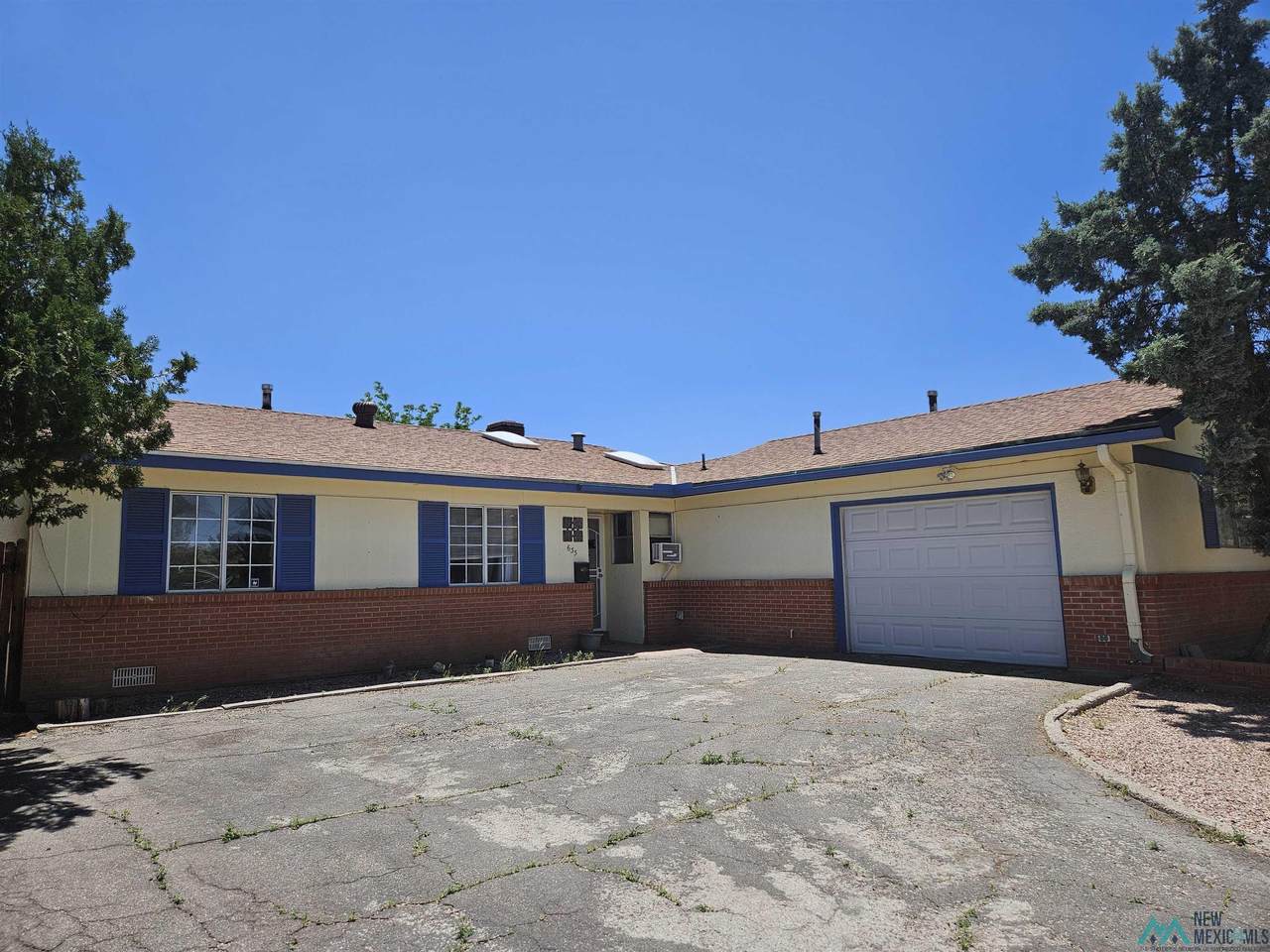633 Mckee Drive - Photo 1