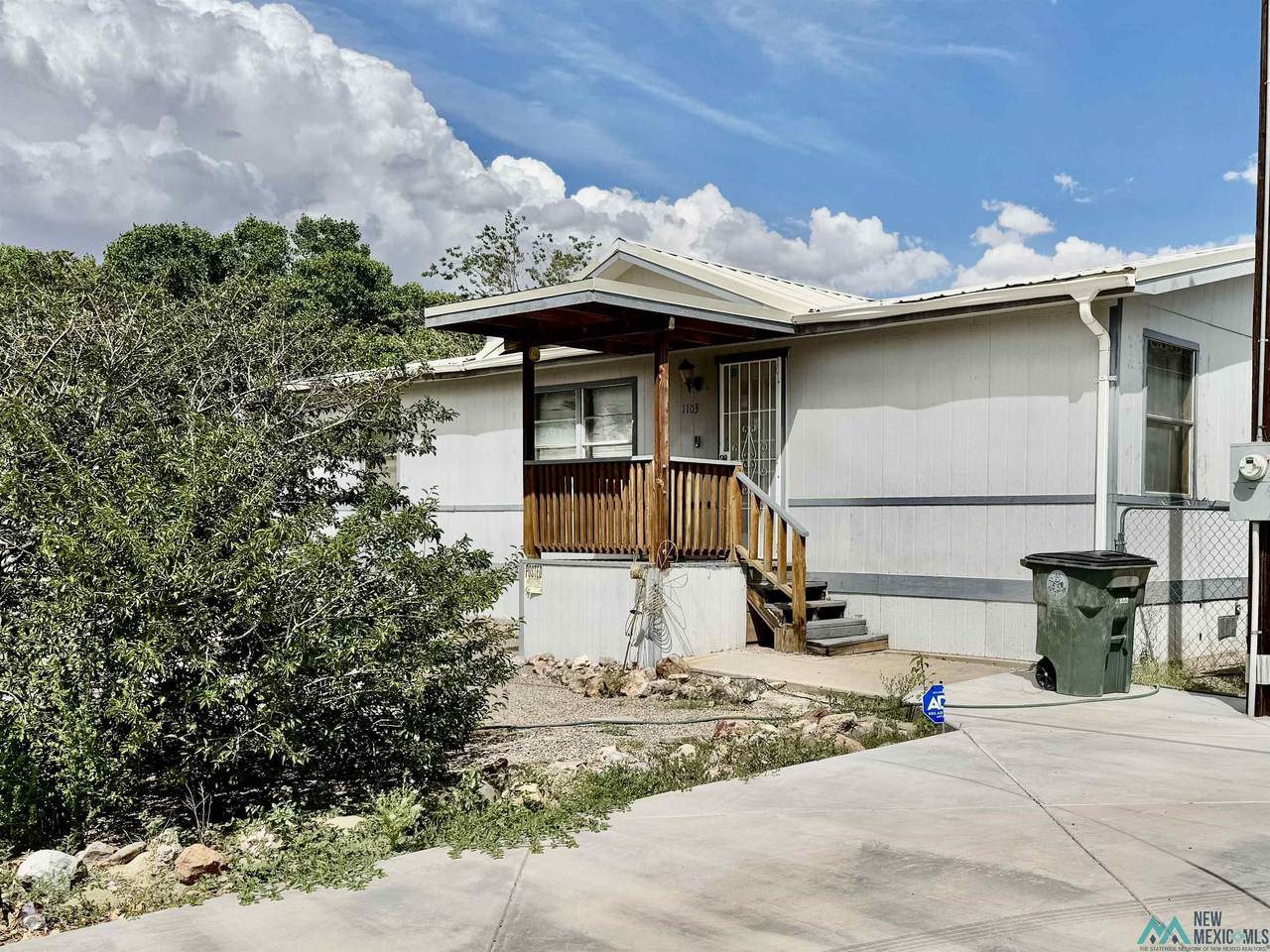 1103 Riverside Drive - Photo 1