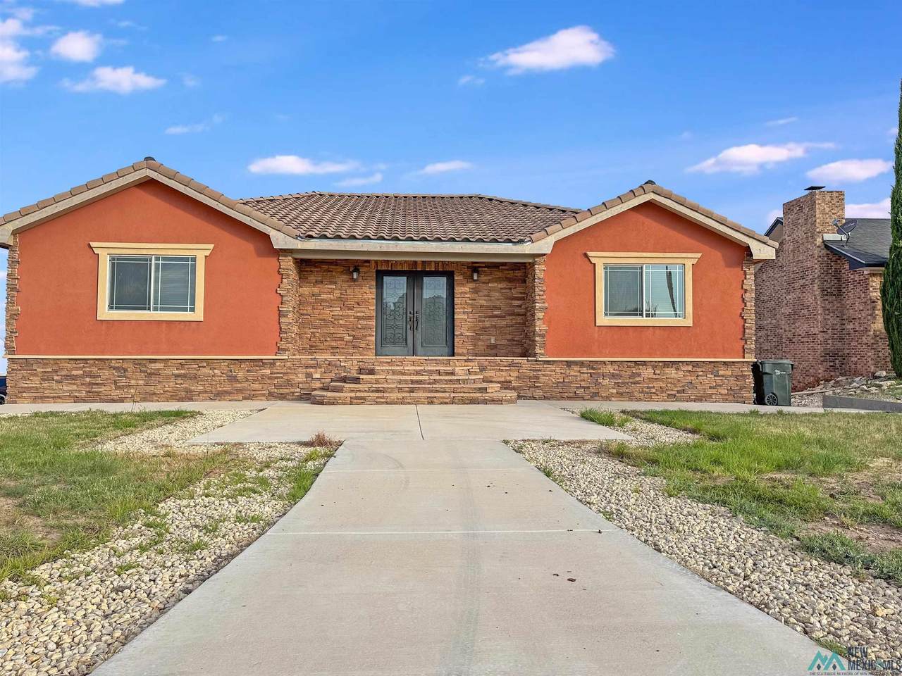 1003 Miehls Drives - Photo 1