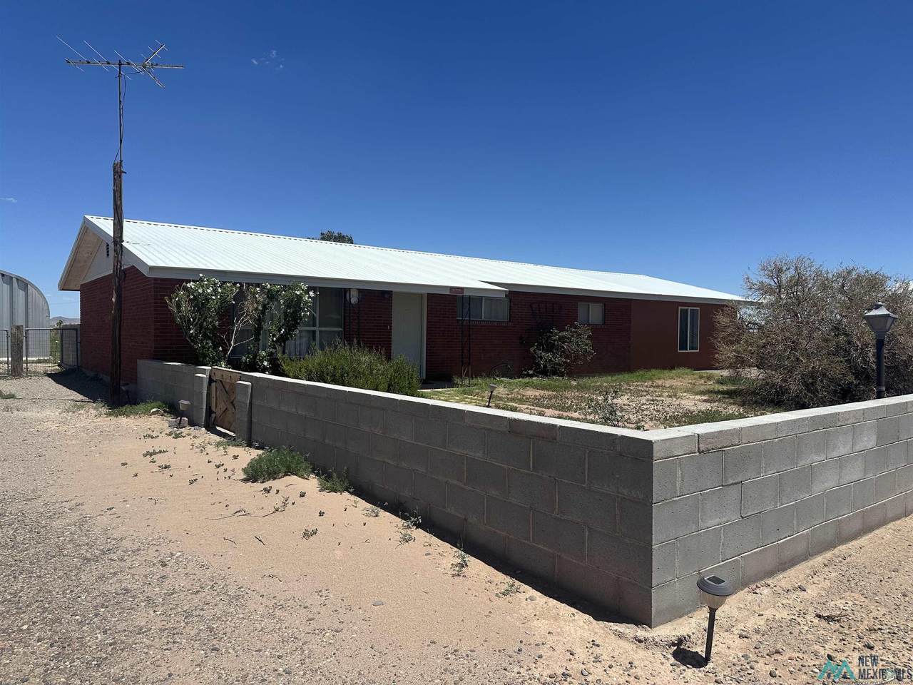 5715 San Felipe Rd Se - Photo 1