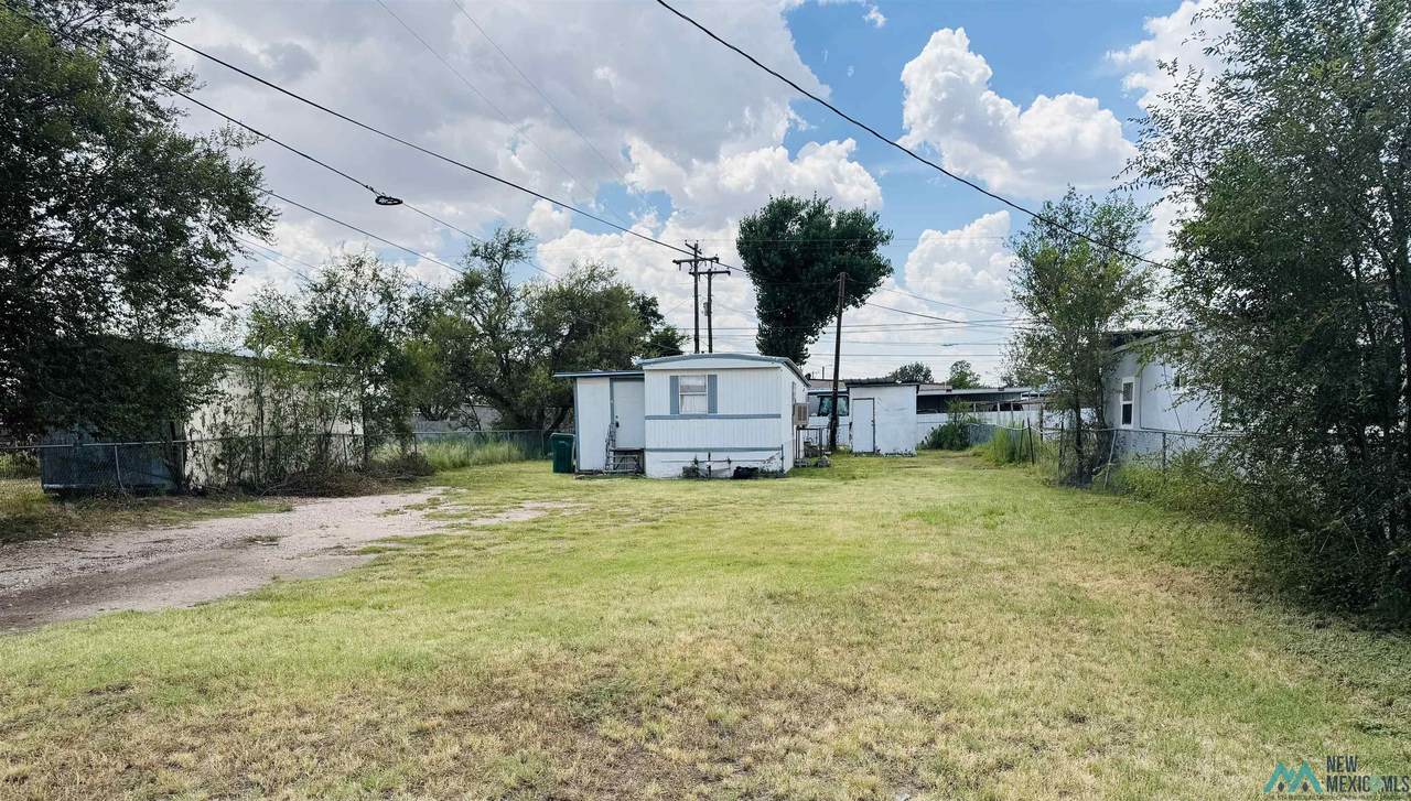 1010 5th Street - Photo 1