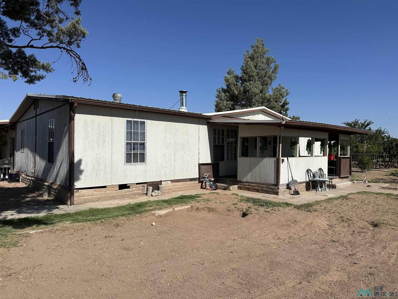 570 Arrowhead Drive Ne - Photo 1