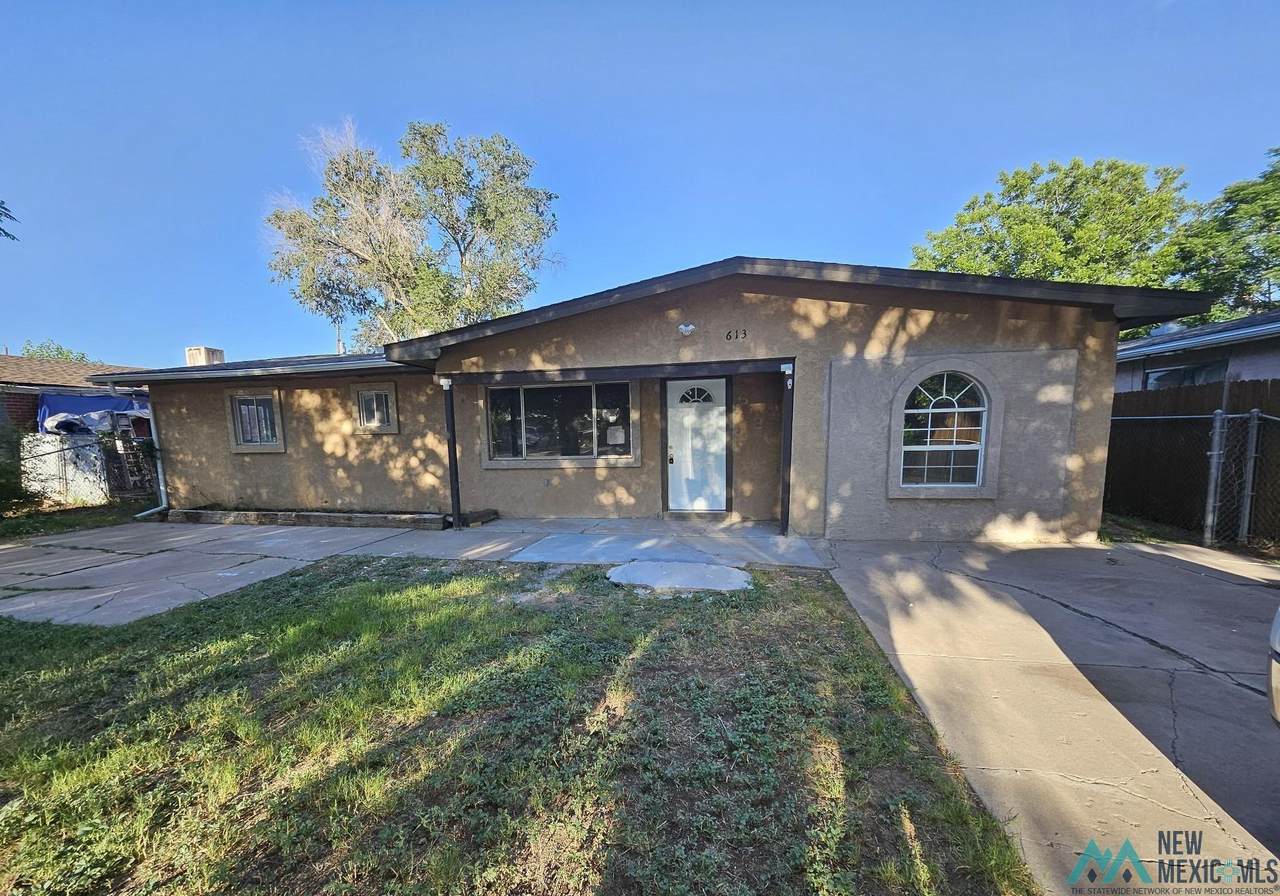 613 Aspen Avenue - Photo 1