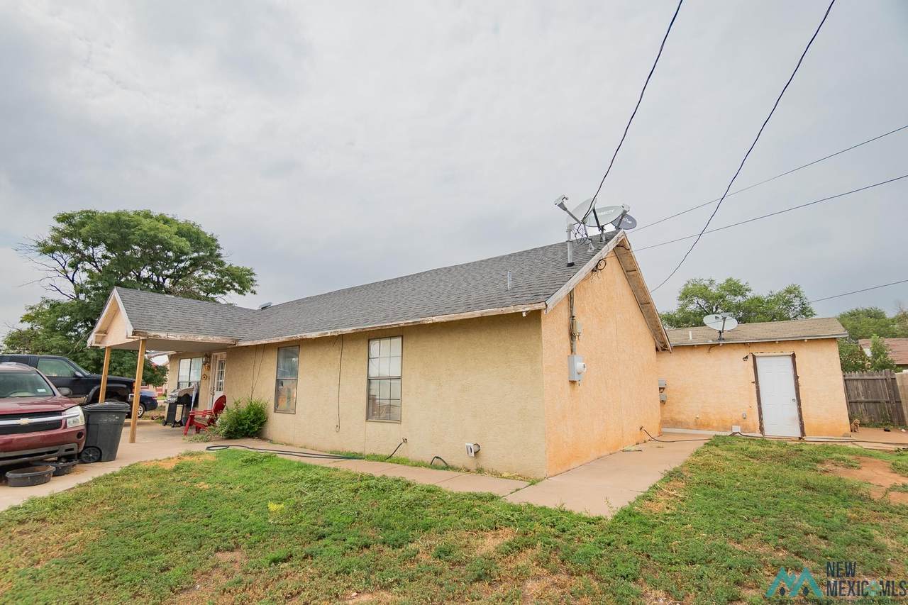 1020-1020 1/2 8th Street - Photo 1