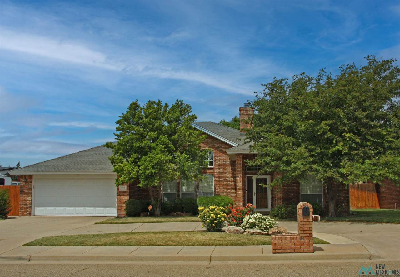 604 Jeanie Drive - Photo 1