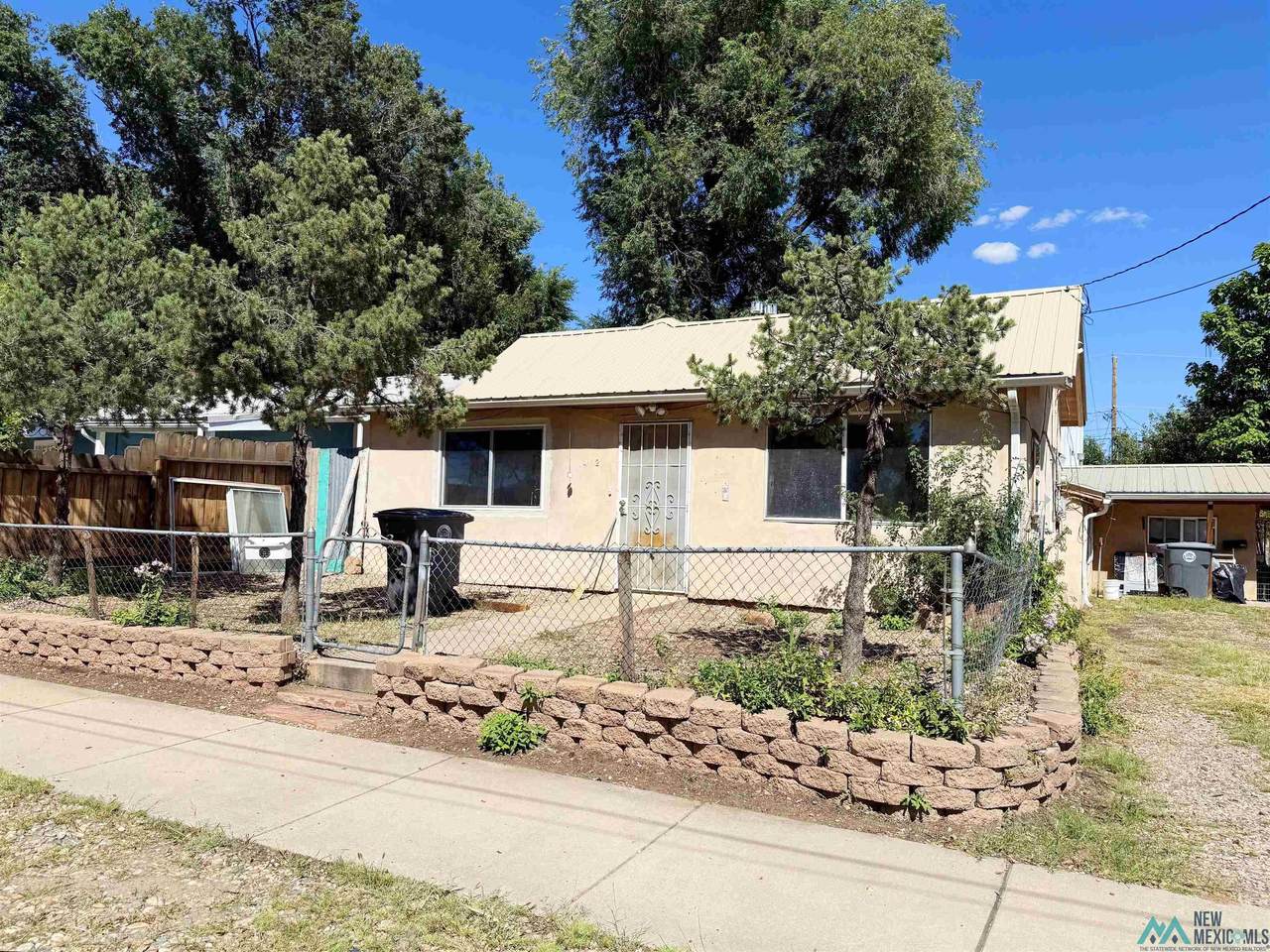 1412 8th Street - Photo 1