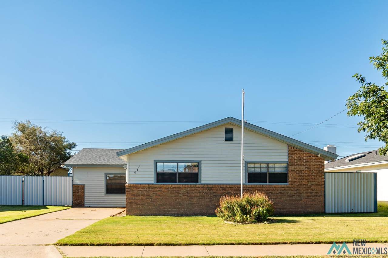 913 Comer Drive - Photo 1