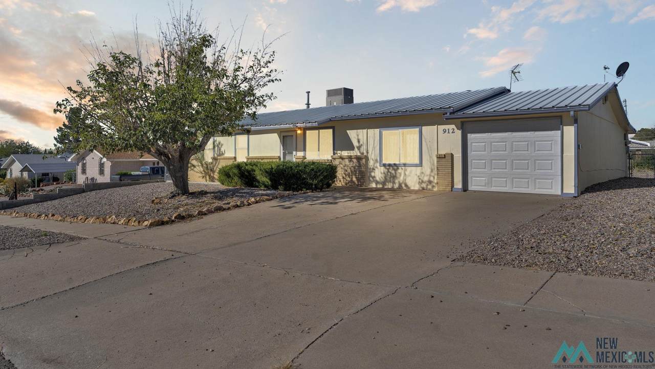 912 Ivy Street - Photo 1