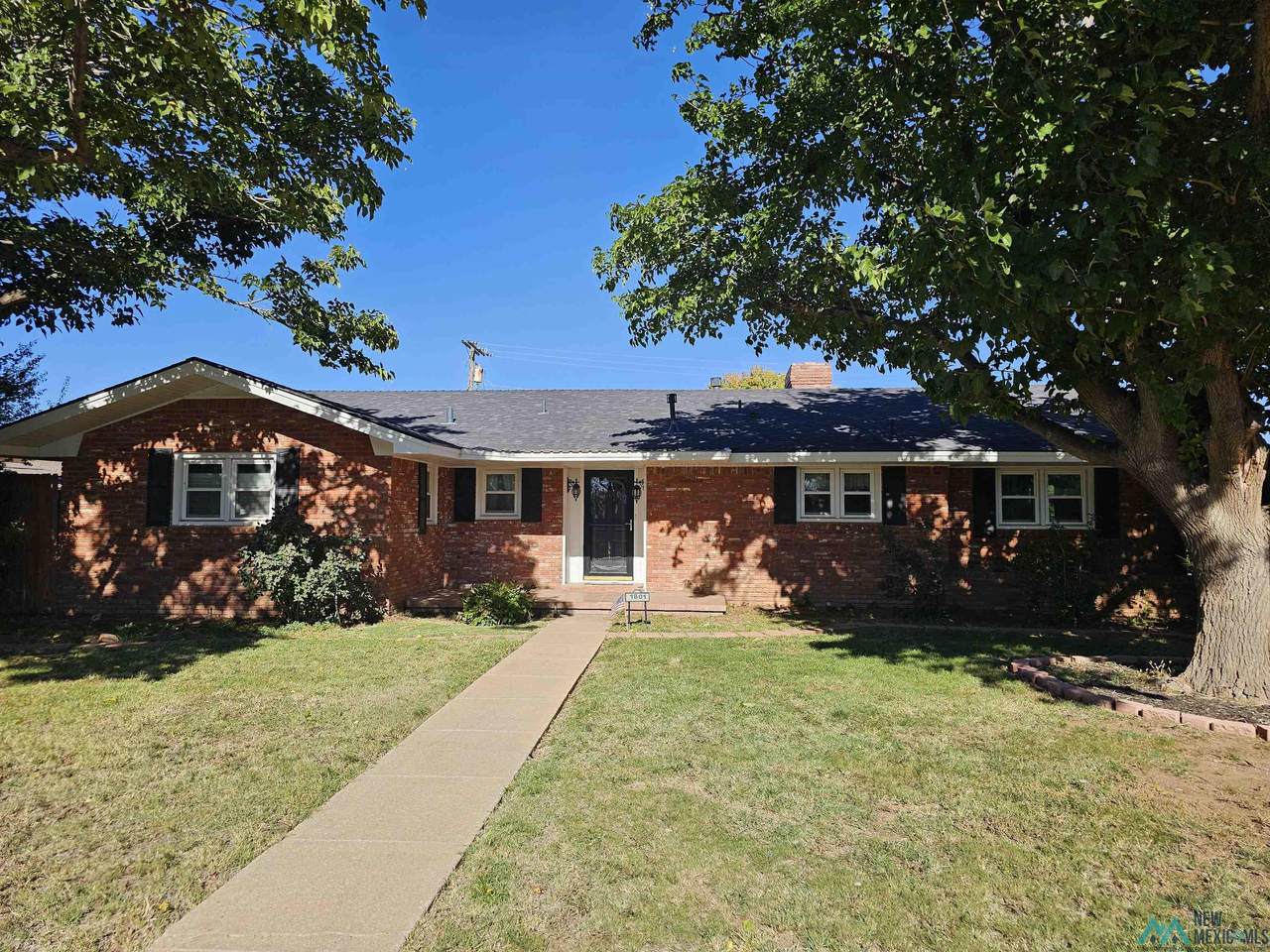 1801 Eastridge Drive - Photo 1